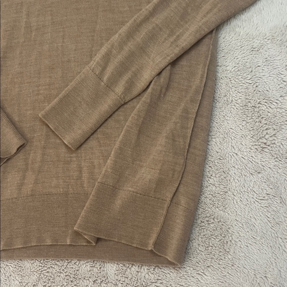 GAP 100% Extra Fine Merino Wool Turtleneck Women’s Sweater in Tan sz S Tall - Picture 4 of 9